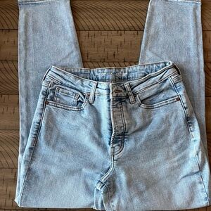 Old Navy Light Wash Jeans